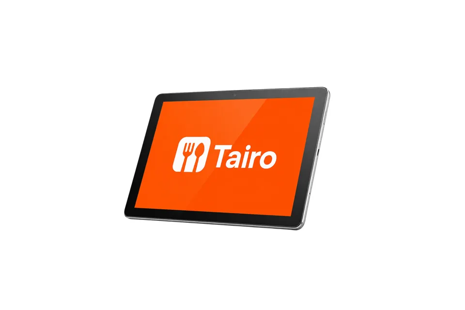 Tablet com o app do Tairo no estilo que roda no autoatendimento